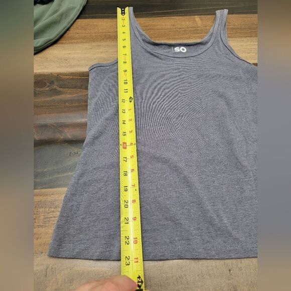 Set of 3 Sportswear Tek Gear Capri Comfy Pants & 2 SO Tank Tops Size L - NWOT - Picture 12 of 12